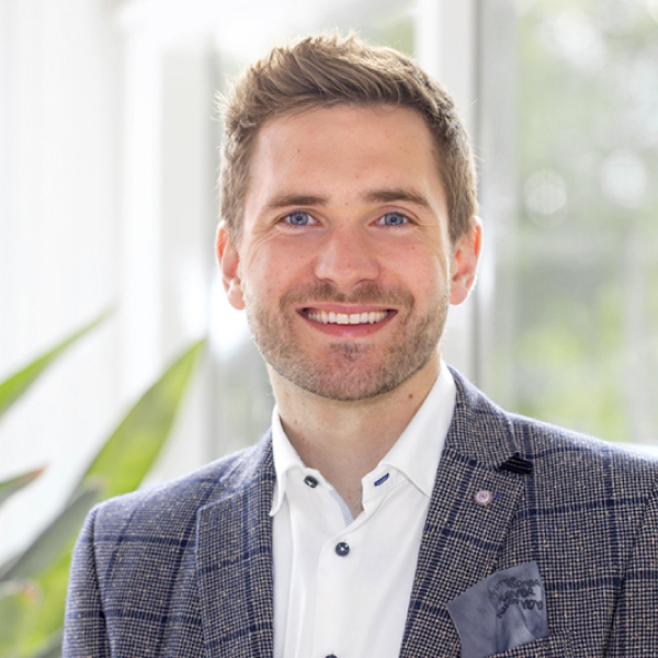 Bastian Staiger